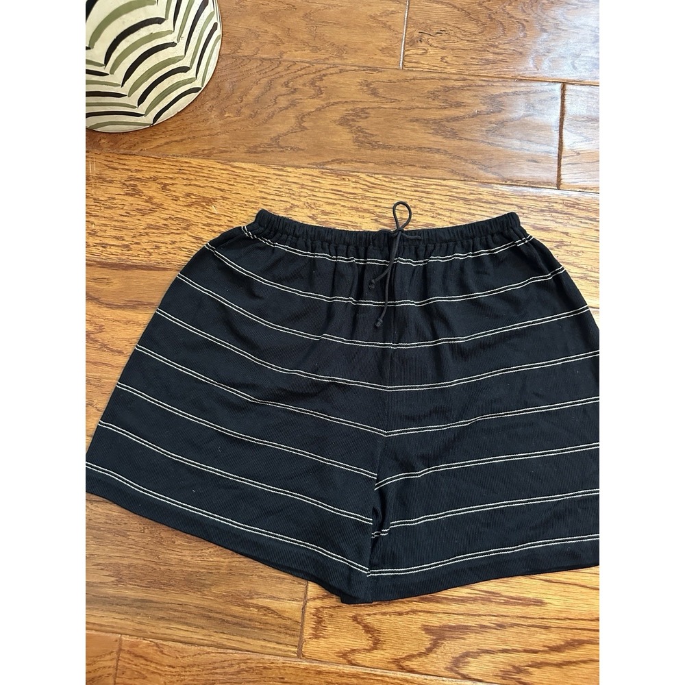NWT Vince Womens XXS Black Beige Striped Knit Shorts V857084002 MSRP $145